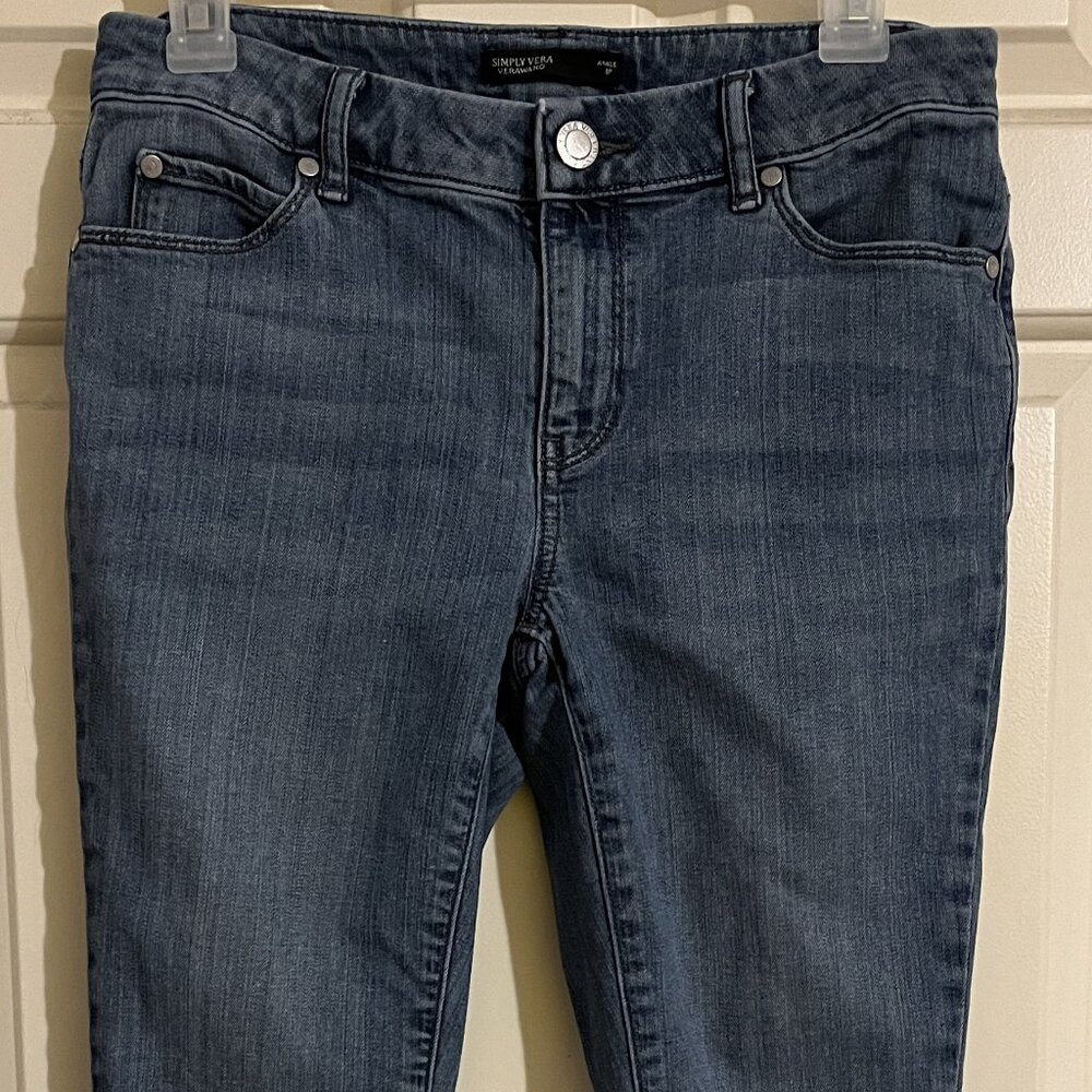 Simply Vera  Skinny Jeans Size 8 Petite
